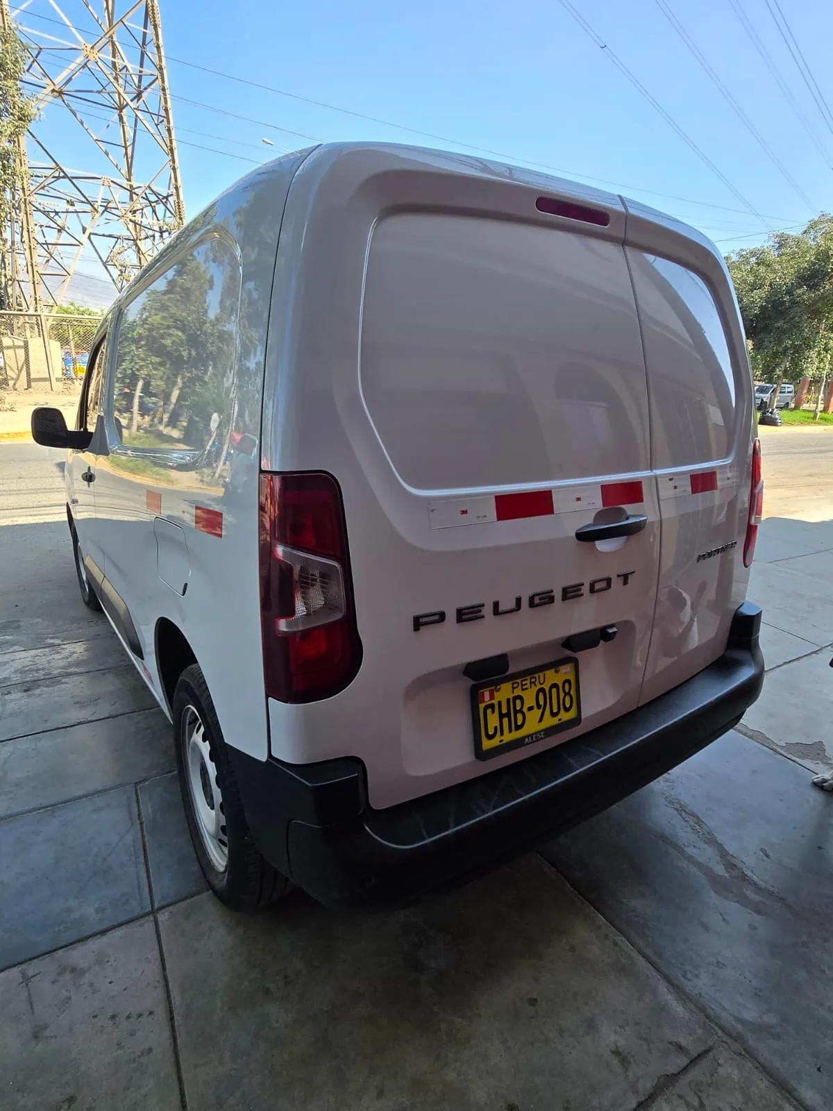 Peugeot Partner 2025 en Lima — foto 2
