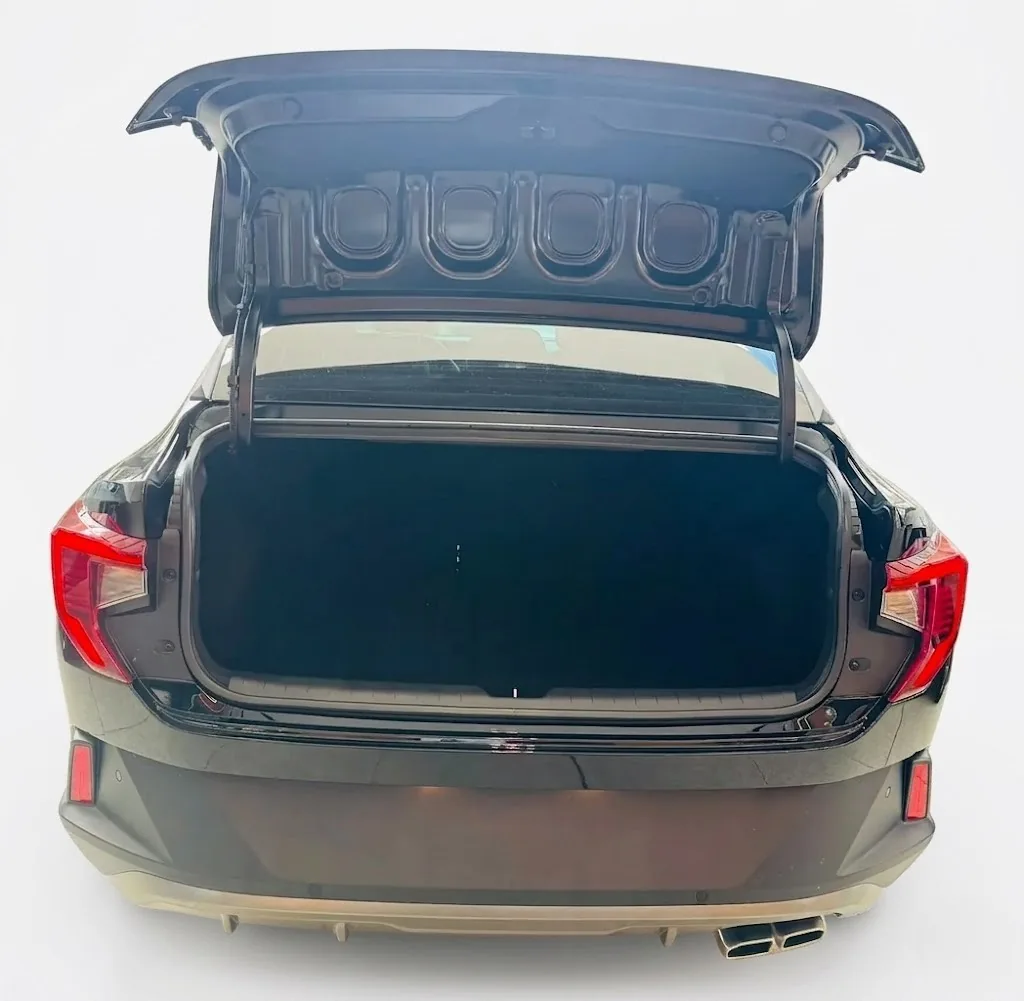 Sedán Kia K3 2027 GT Line en Lima — foto 6