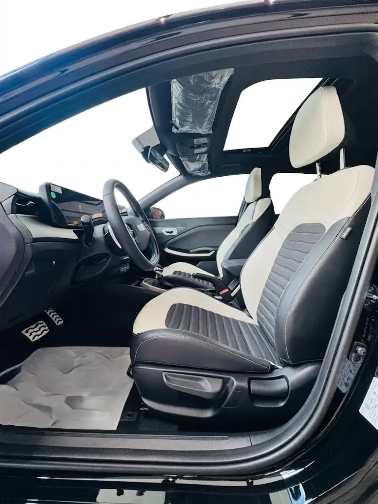 Sedán Kia K3 2027 GT Line en Lima — foto 9