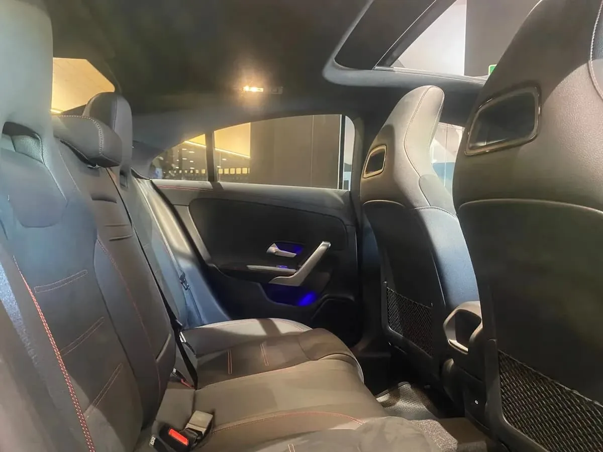 Sedán Mercedes-Benz CLA 250 2026 en Lima — foto 6