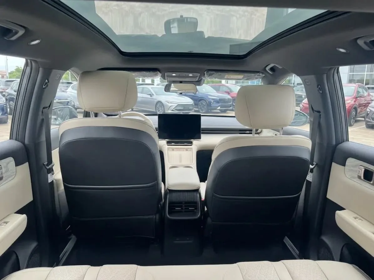 SUV Chevrolet Captiva EV Premier 2026 en Lima — foto 6