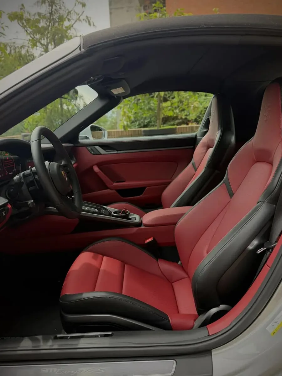 Coupé Porsche 911 Targa 4S 2026 en Lima — foto 6
