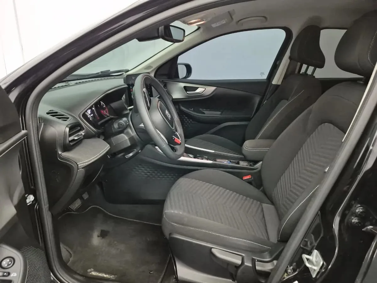 SUV Fiat Fastback 2025 Audace en Lima — foto 8
