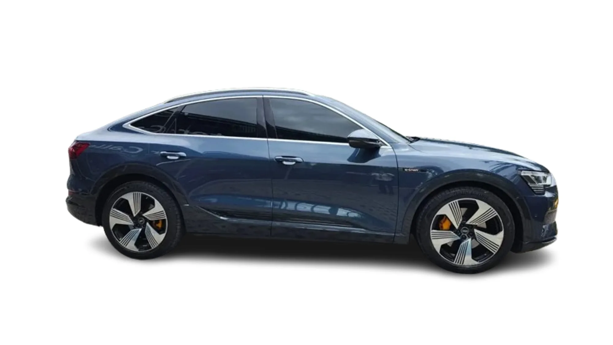 SUV Audi E-Tron Sportback 2023 en Lima — foto 4
