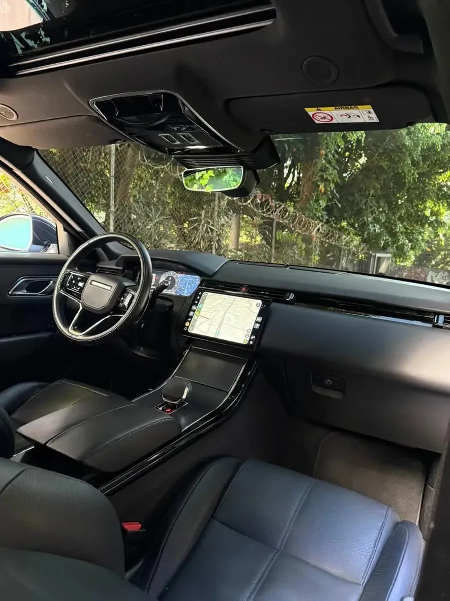 SUV Land Rover Range Rover Velar 2024 en Lima — foto 4