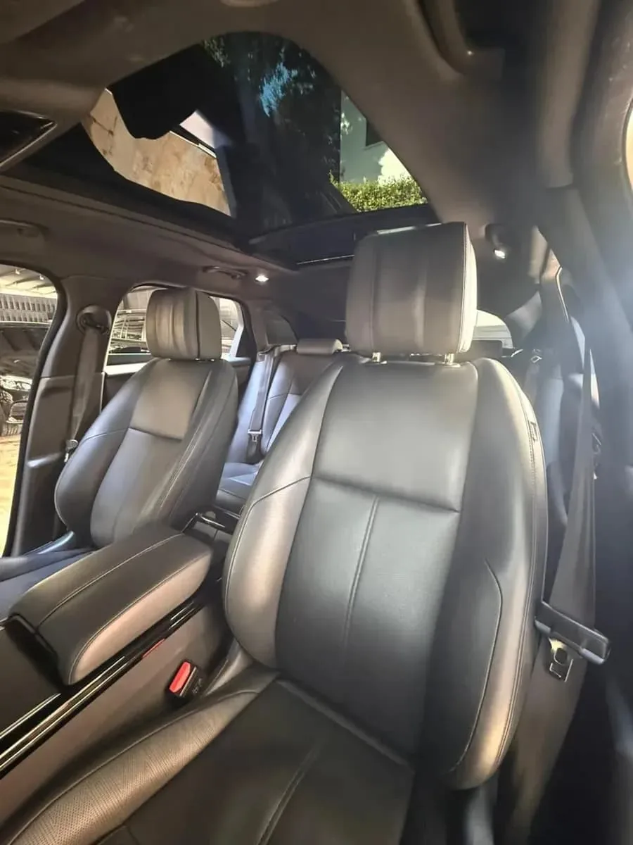 SUV Land Rover Range Rover Velar 2024 en Lima — foto 5