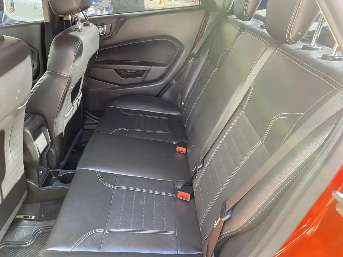 Sedán Ford Fiesta Titanium 2019 en Lima — foto 7