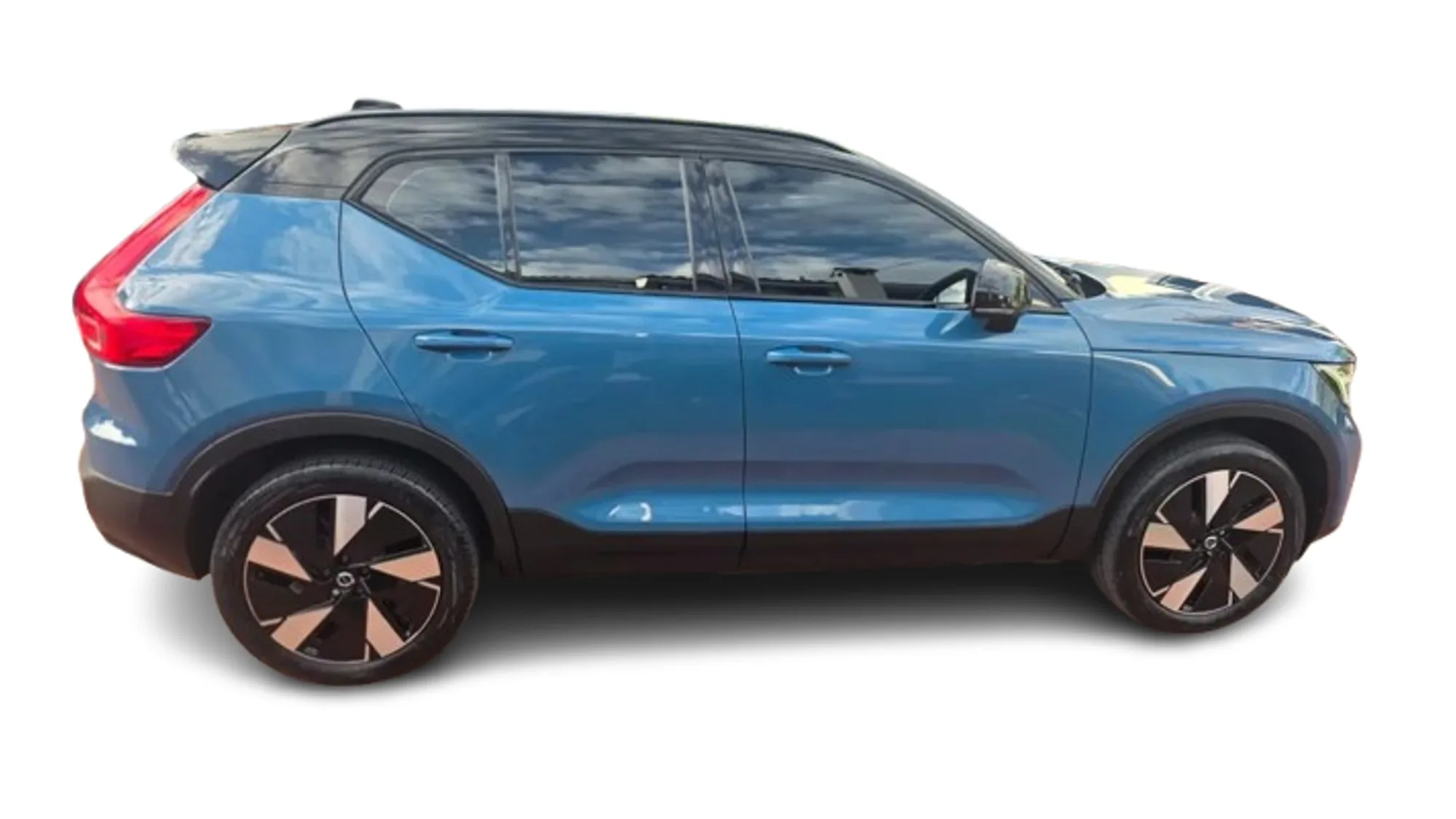 SUV Volvo XC 40 2024 en Lima — foto 3