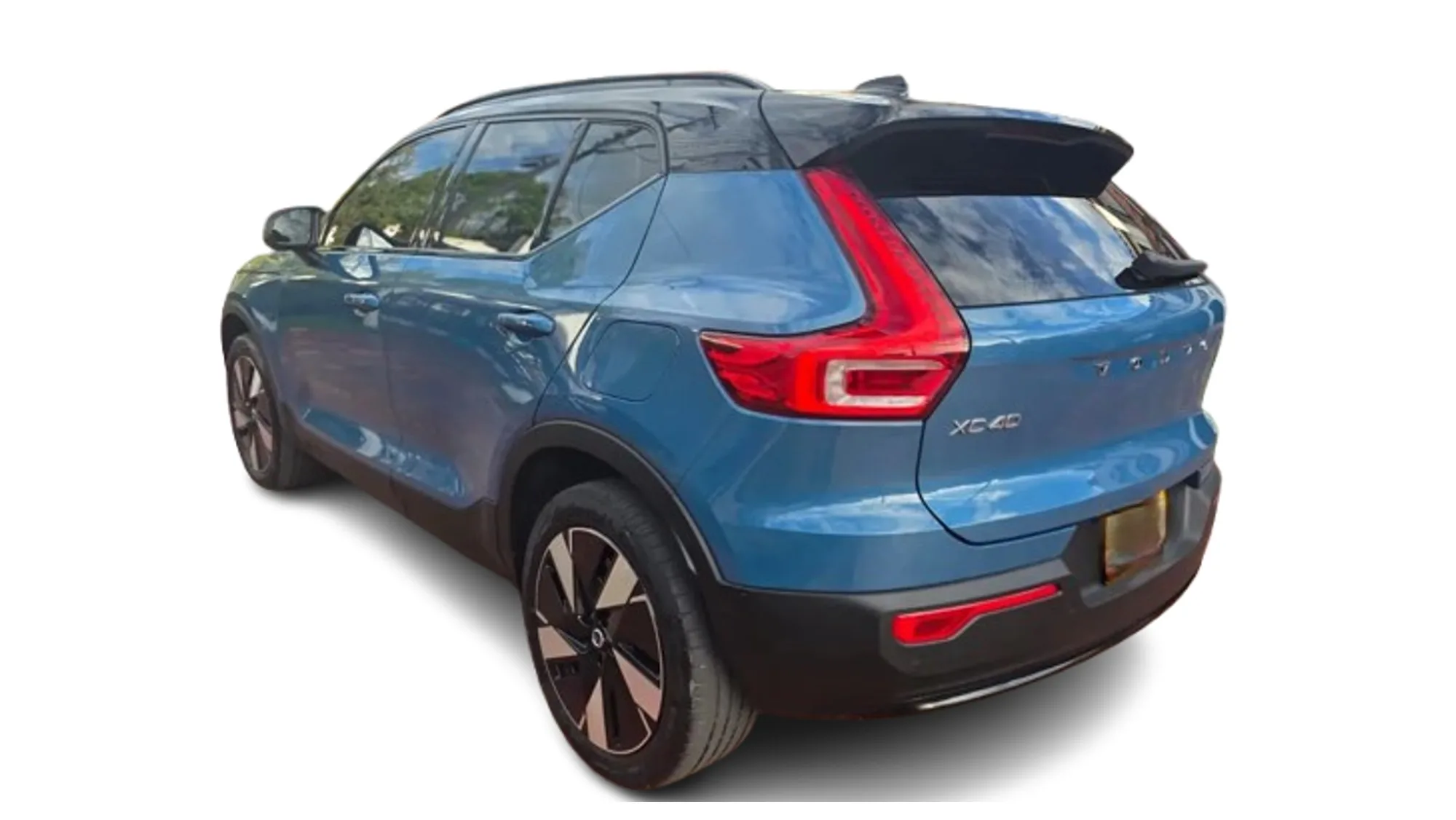 SUV Volvo XC 40 2024 en Lima — foto 4