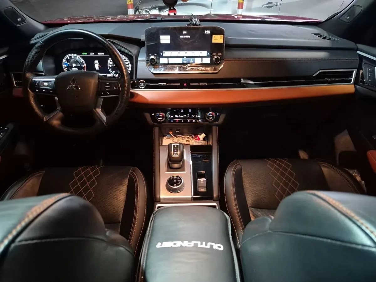 Camioneta Mitsubishi Outlander 2025 en Lima — foto 8