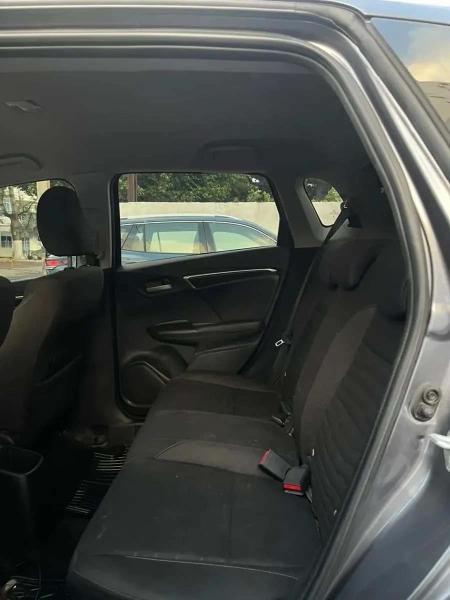SUV Honda WR-V 2023 LX en Lima — foto 6