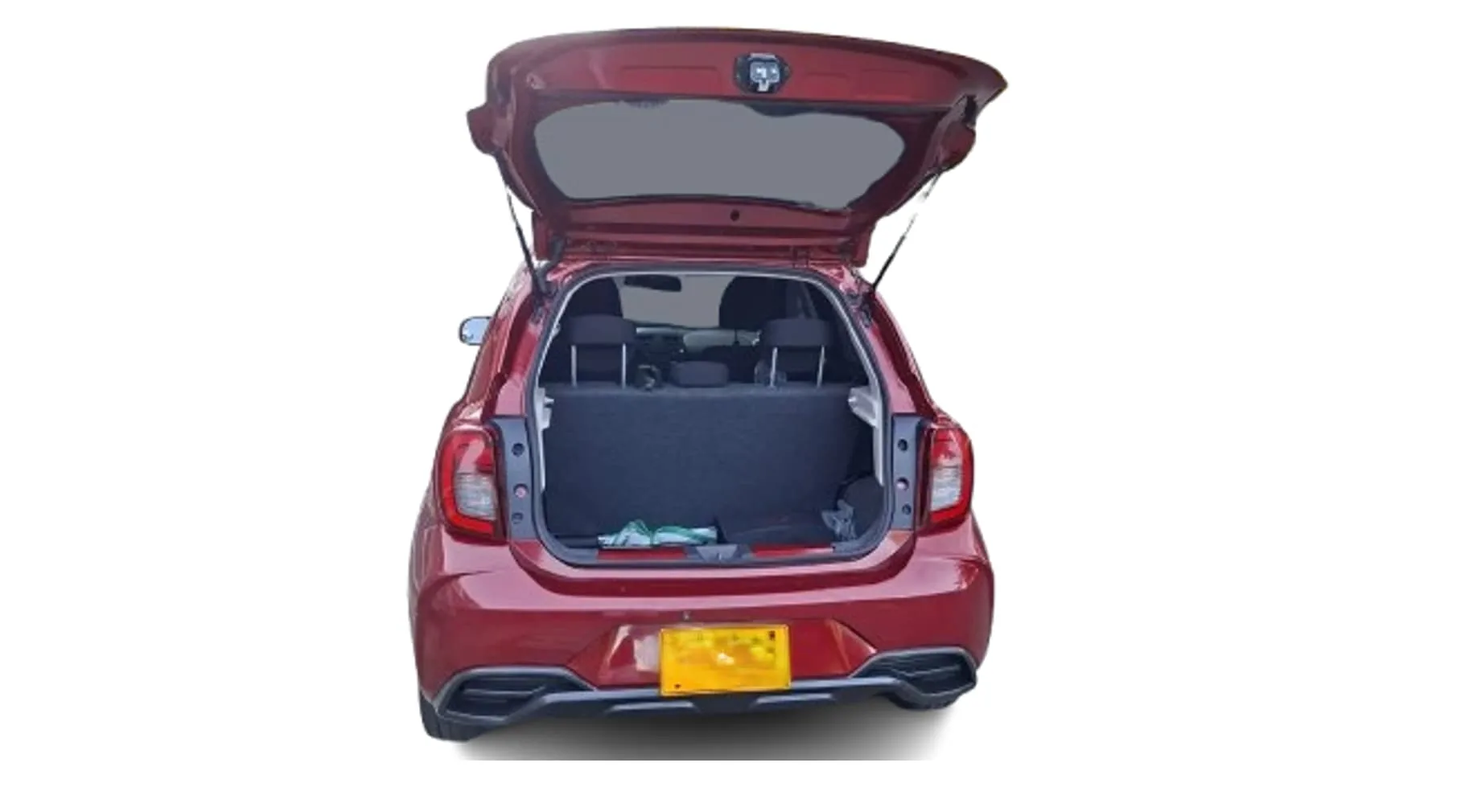 Hatchback Nissan March Sense 2025 en Lima — foto 4