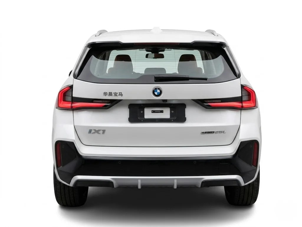 SUV BMW X1 eDrive 2026 en Lima — foto 6