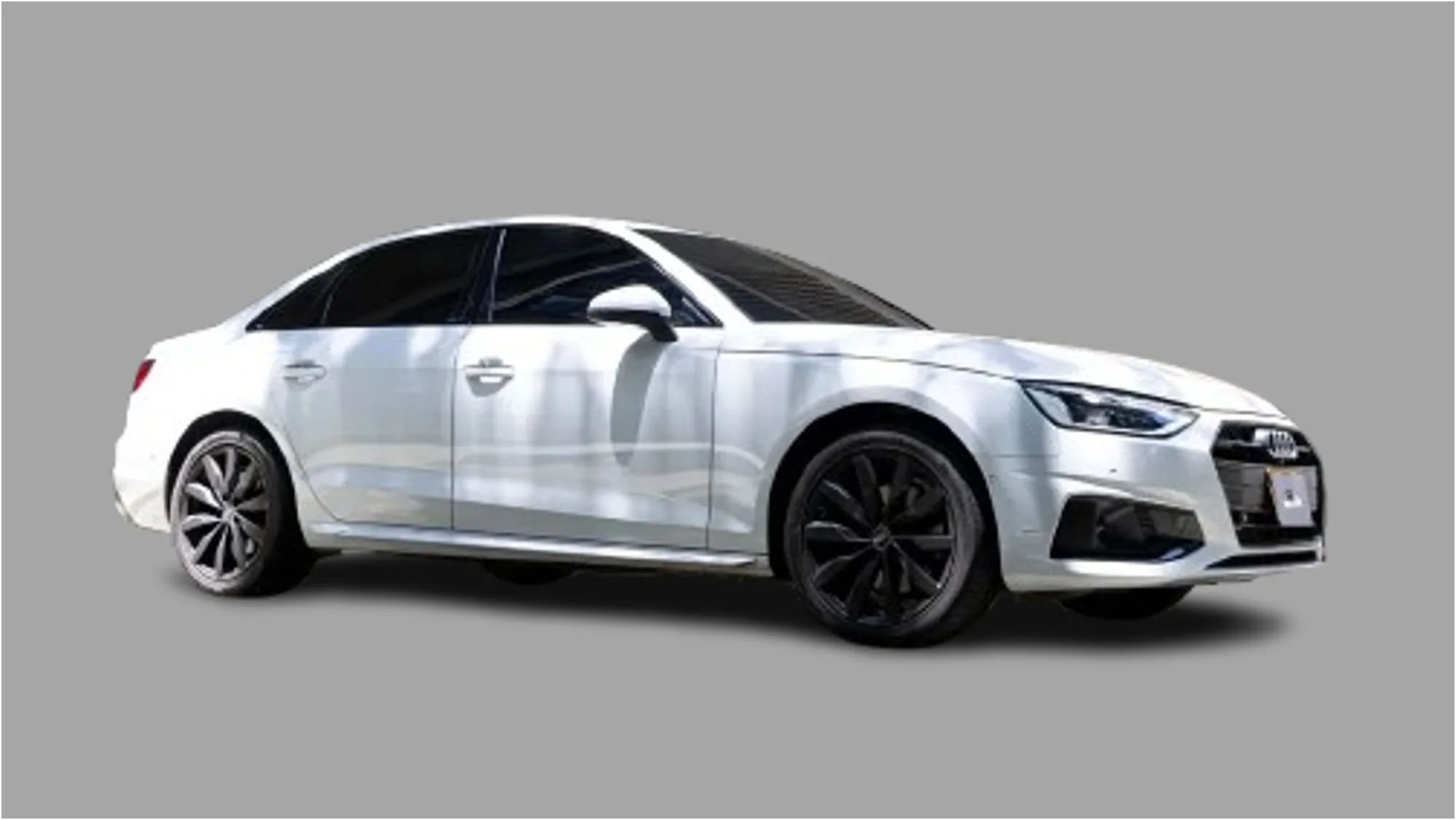 Sedán Audi A4 40 TFSI 2025 en Lima — foto 2