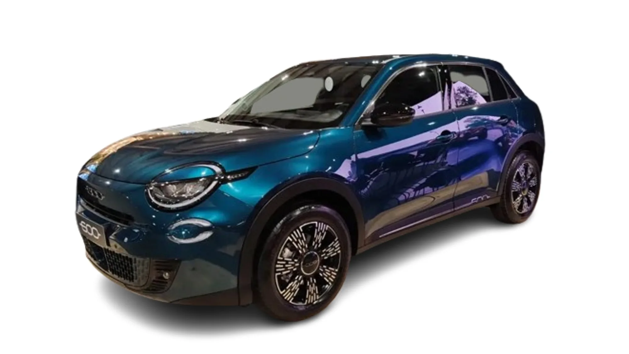 SUV Fiat 600 Hybrid 2026 en Lima