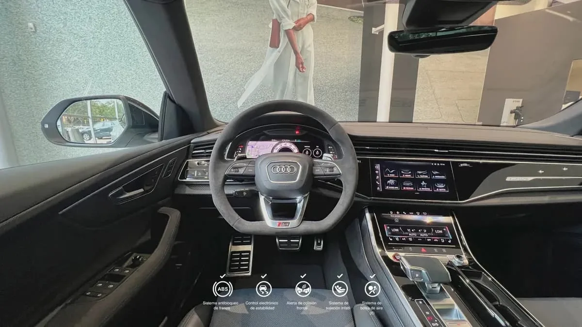 SUV Audi RS Q8 2026 en Lima — foto 4