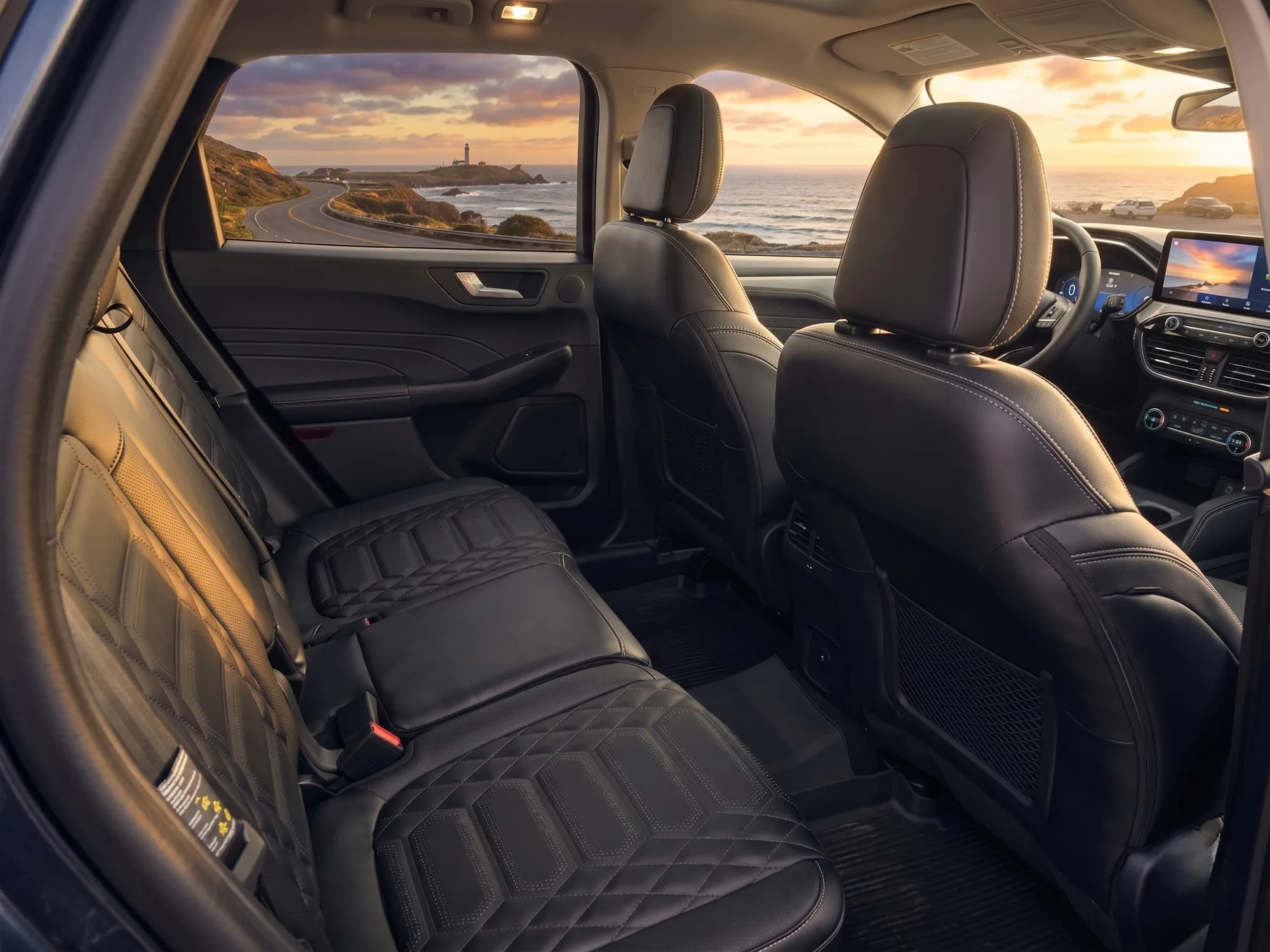 SUV Ford Escape Platinum 2025 en Lima — foto 7