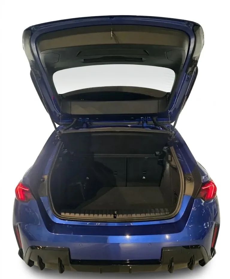 Hatchback BMW 118i 2026 en Lima — foto 6