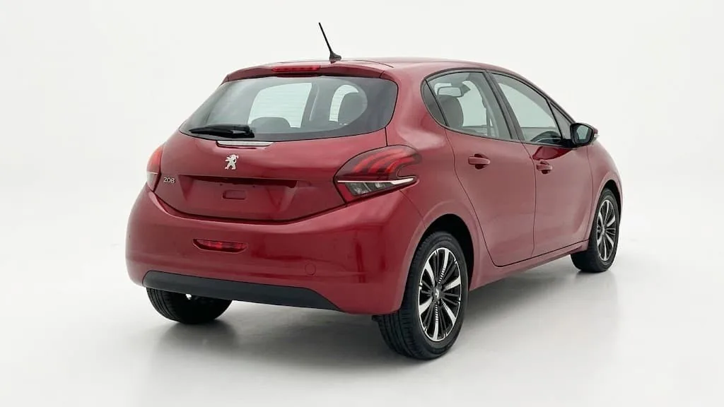 Hatchback Peugeot 208 2018 en Lima — foto 4