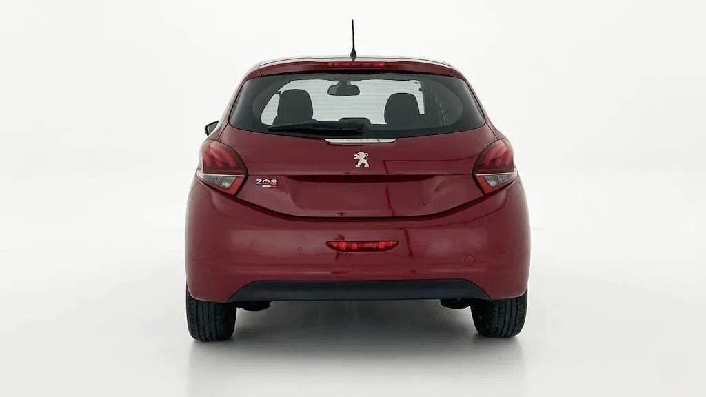 Hatchback Peugeot 208 2018 en Lima — foto 5