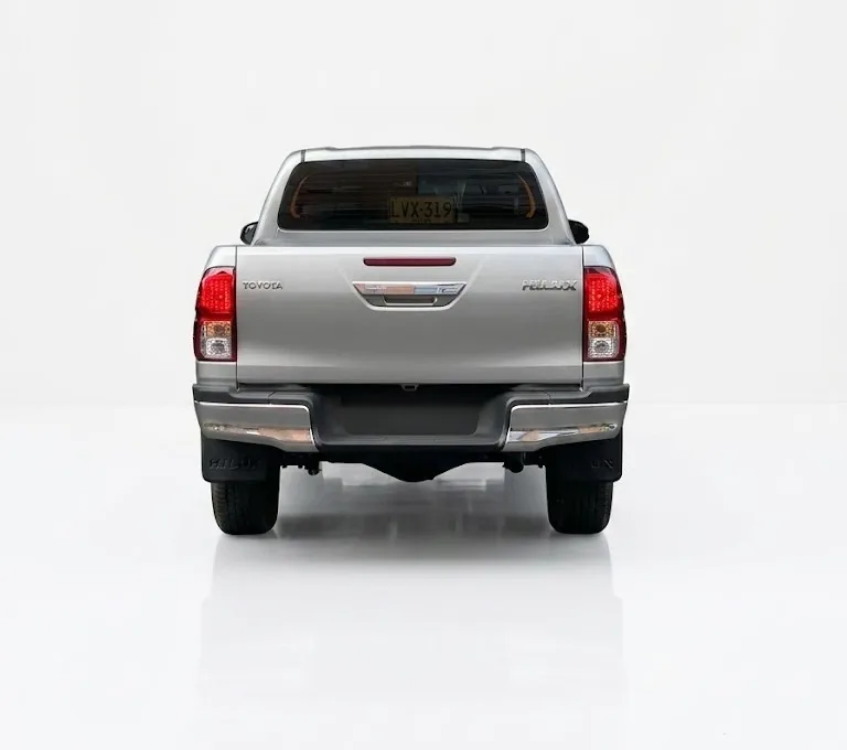Pickup Toyota Hilux SR 2026 en Arequipa — foto 4