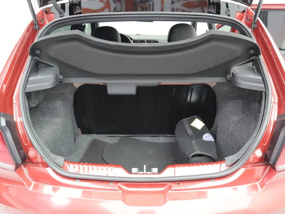 Hatchback Volkswagen Gol Last Edition 2023 en Arequipa — foto 9
