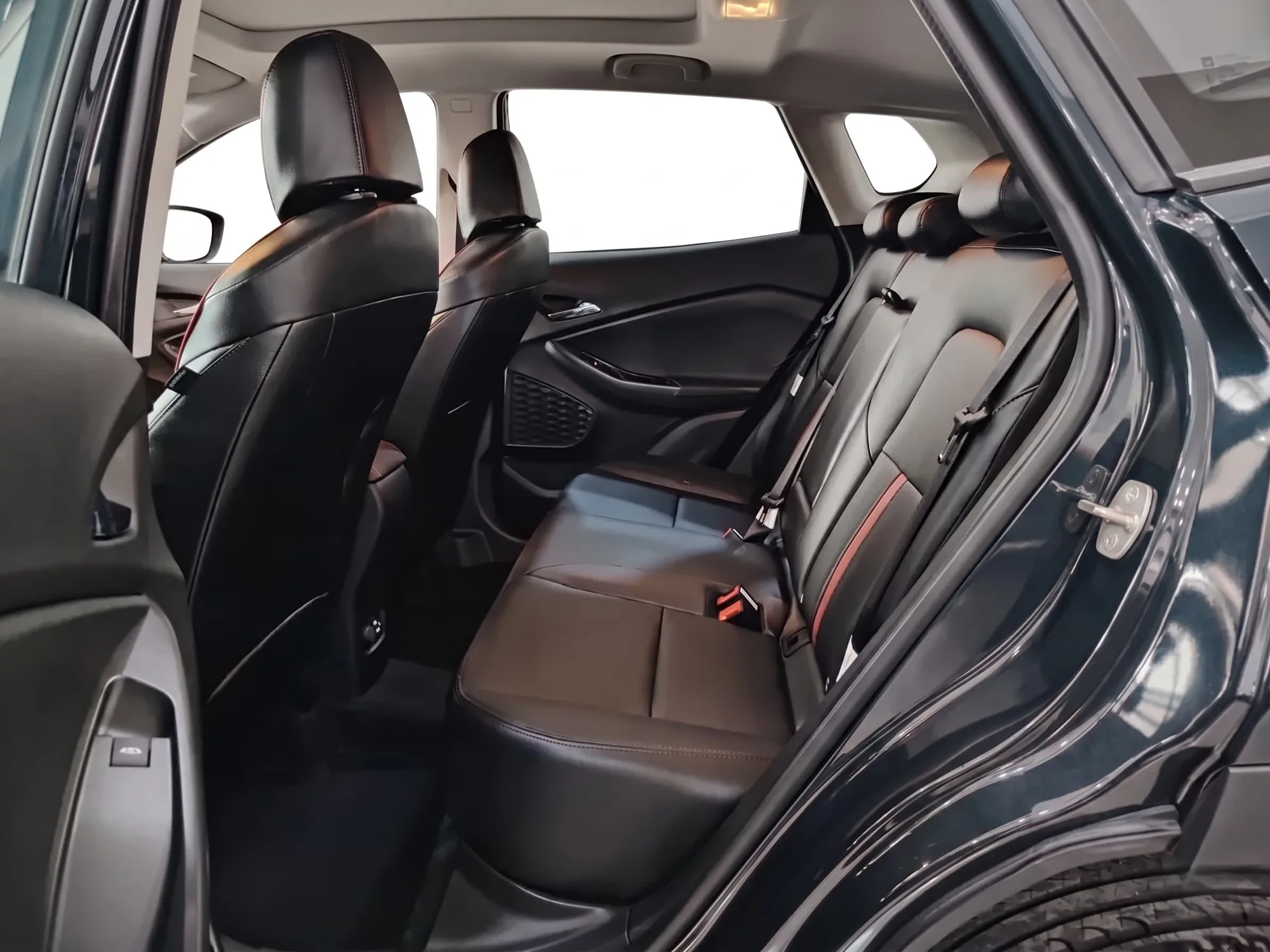 SUV Chevrolet Tracker RS 2026 en Trujillo — foto 4