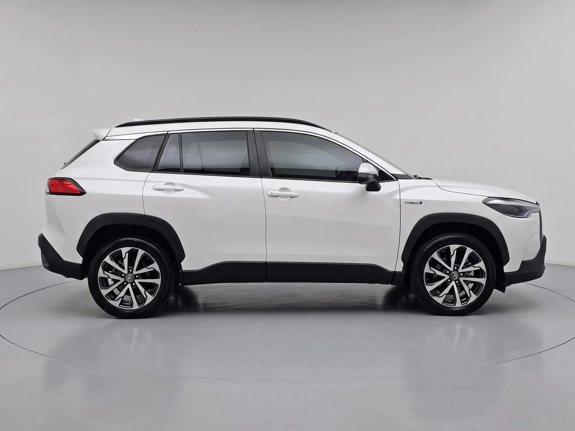 SUV Toyota Corolla Cross Hybrid 2026 en Chiclayo — foto 3