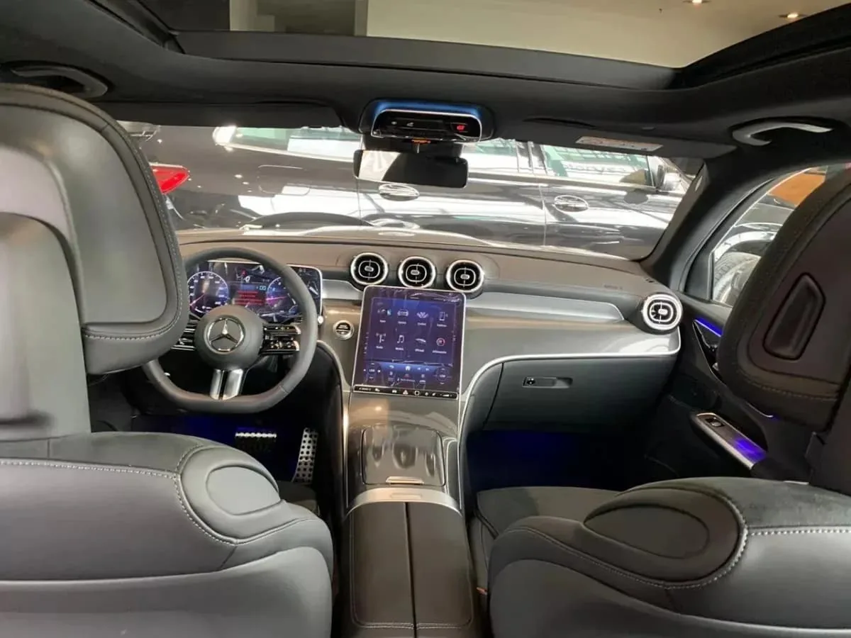 SUV Mercedes-Benz GLC 300 2027 en Chiclayo — foto 6