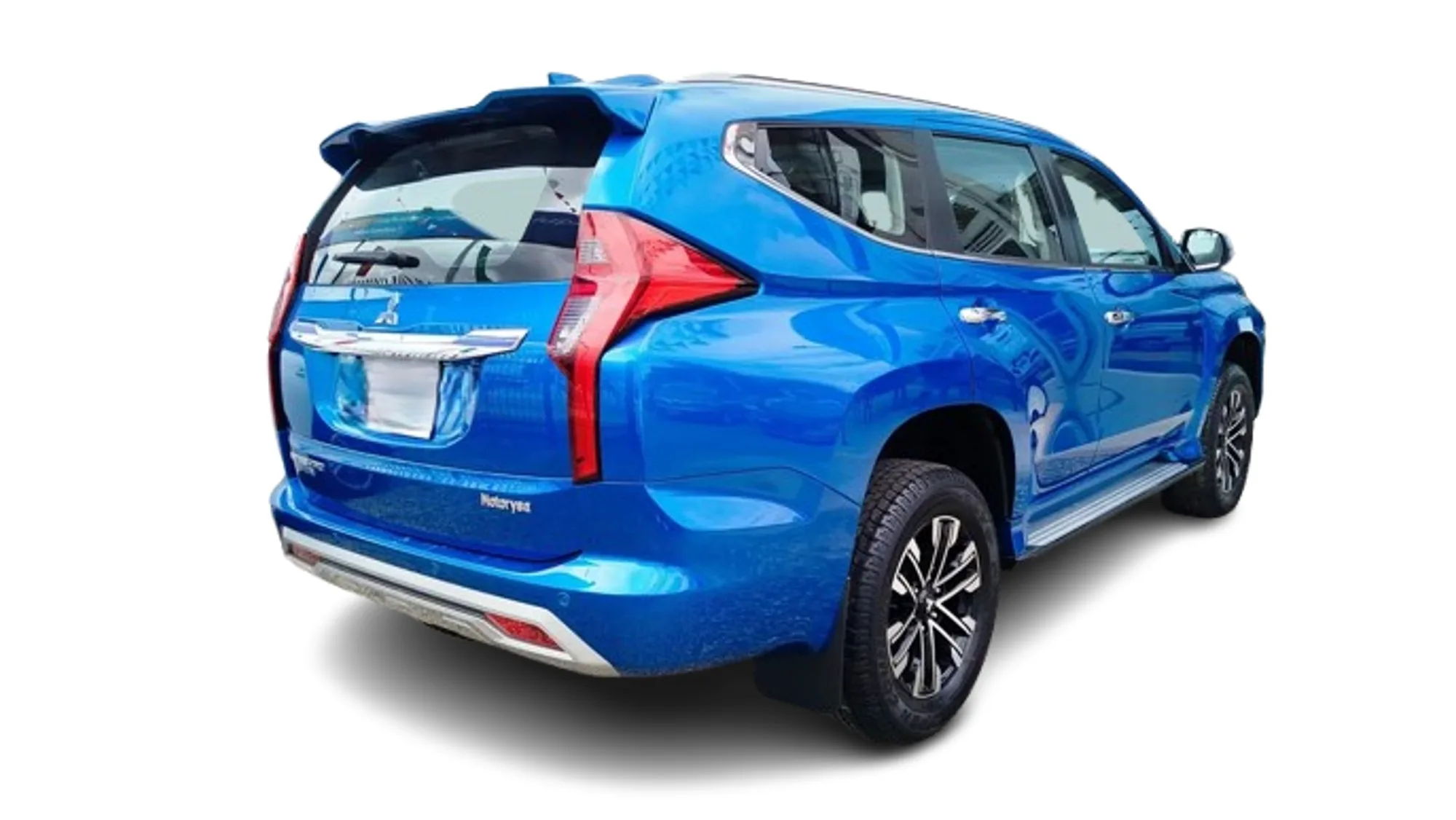 SUV Mitsubishi Montero Sport 2024 en Piura — foto 5