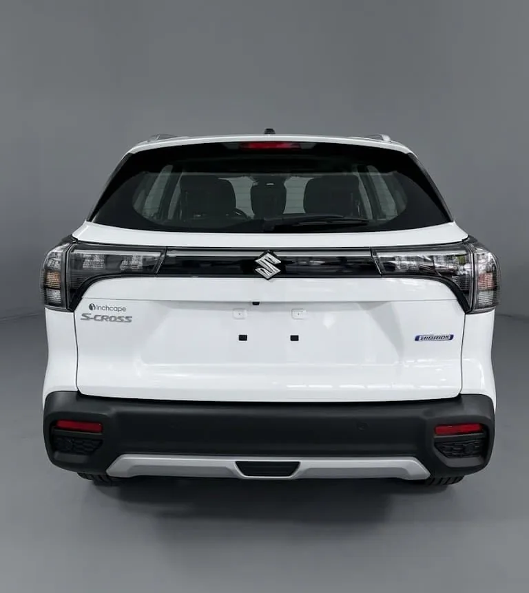 SUV Suzuki S-Cross Hybrid 2027 en Piura — foto 4