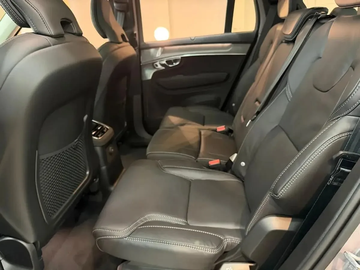 SUV Volvo XC 90 T8 2026 Hybrid en Piura — foto 6